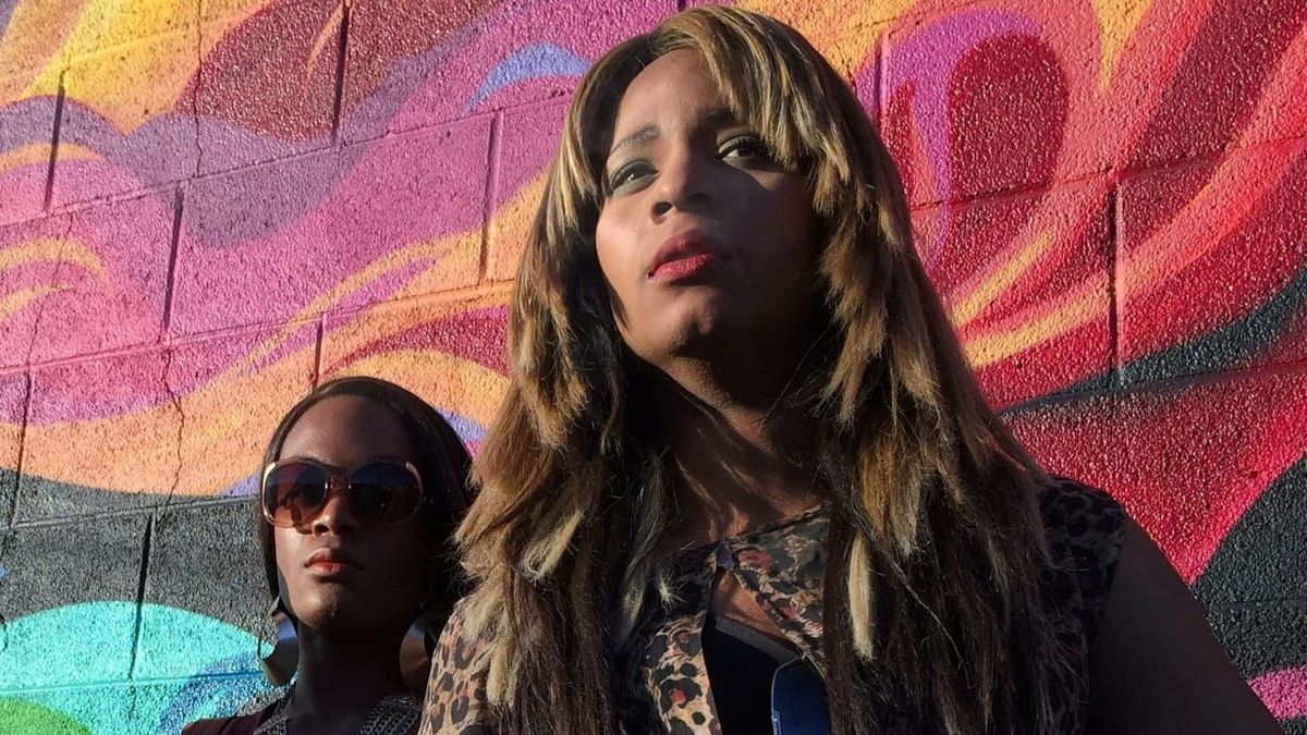 Cruising Cinema: Tangerine, Emily in Paris, and a special Xmas gift from GagaOOLala