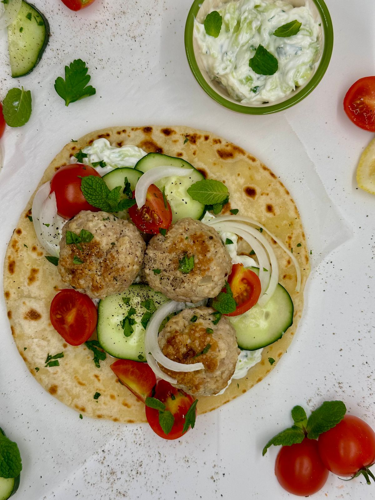 Polpette di tacchino speziate con salsa Tzatziki