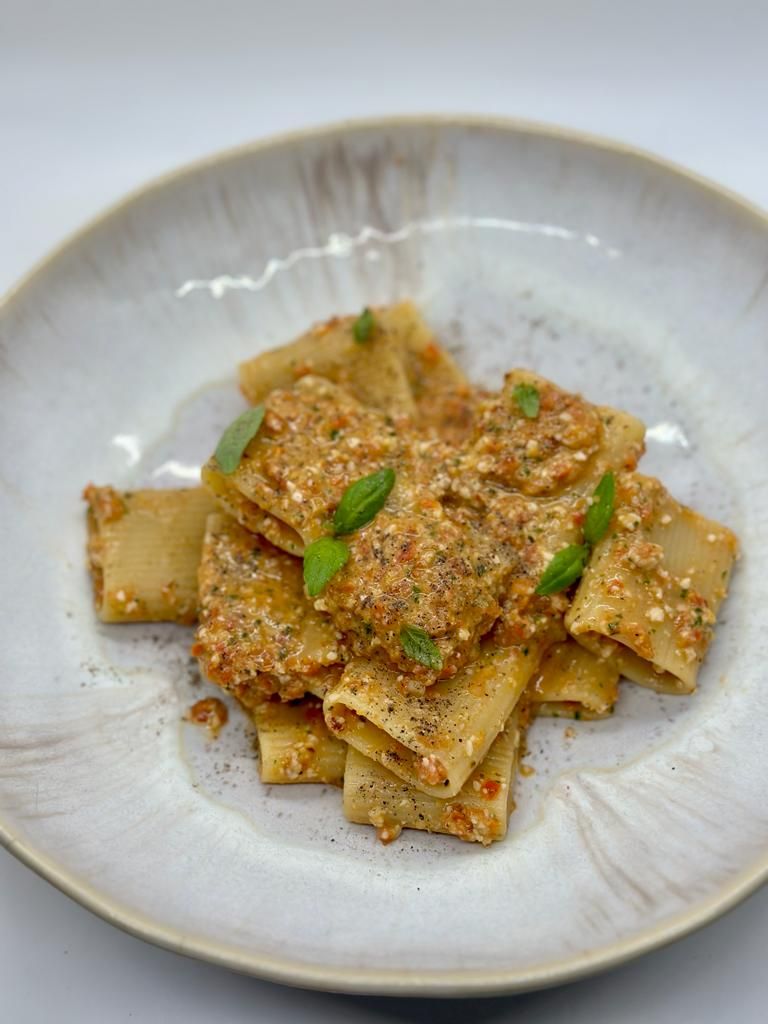 Pasta con Pesto alla Trapanese