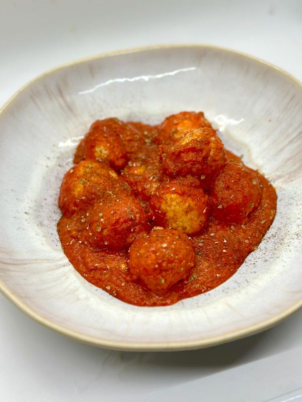 Polpette di ricotta al pomodoro