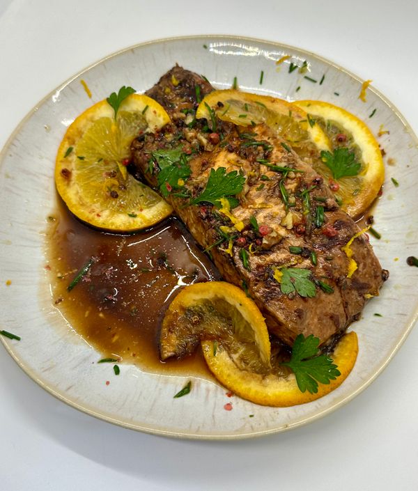 Salmone glassato all'arancia e salsa di soia