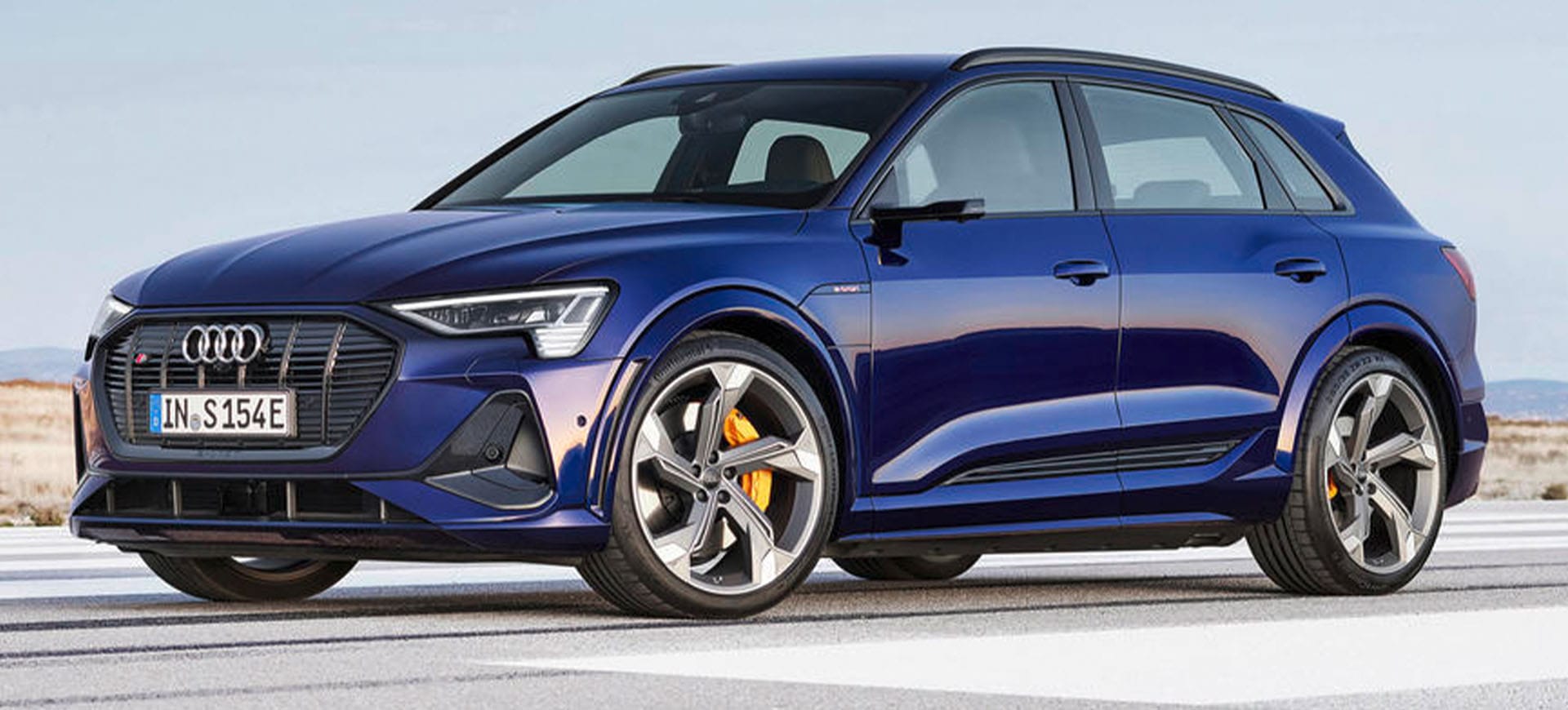 Audi e-tron elektrische SUV zijaanzicht