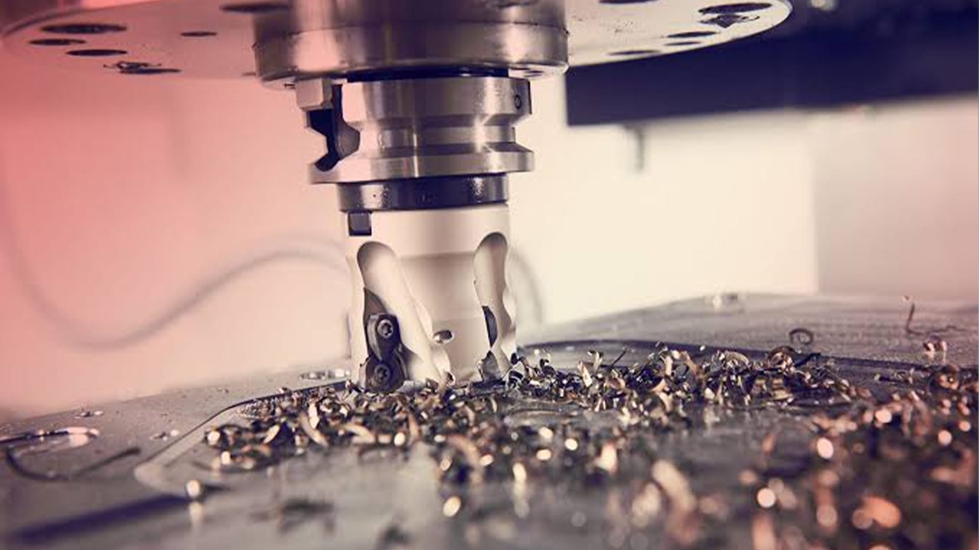 Metaalbewerkingsmachine leasen voor de werkplaats
