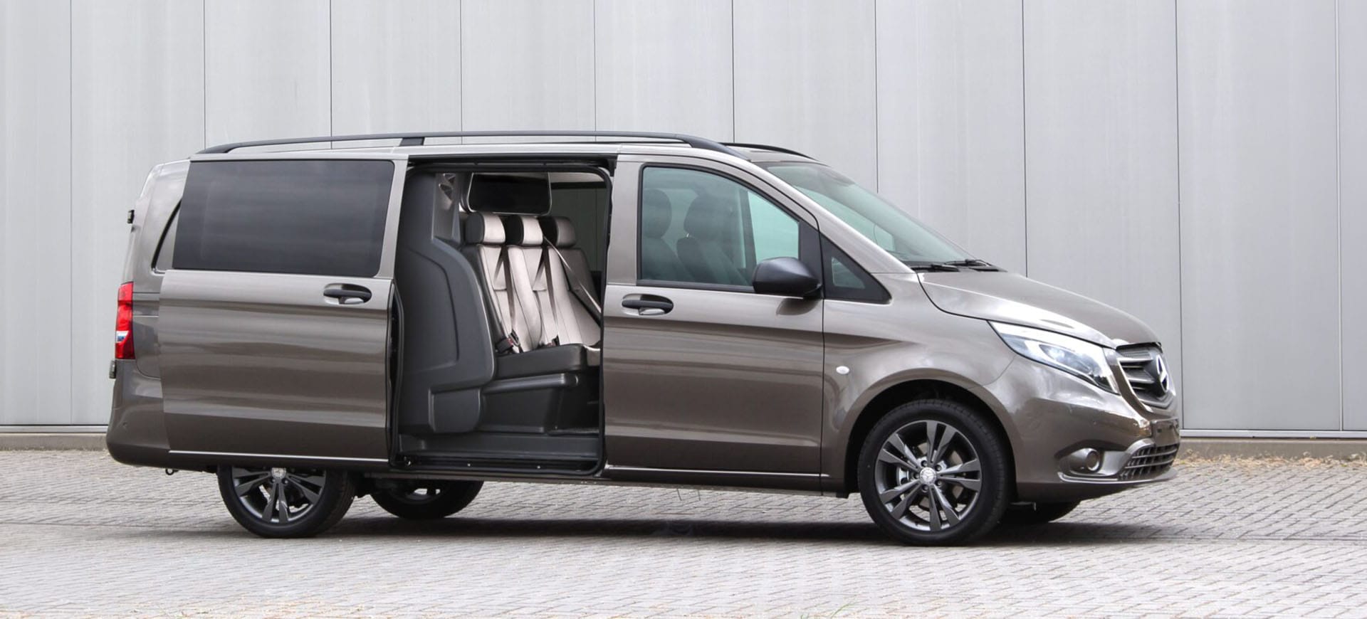 Mercedes-Benz Vito — Mercedes-Benz Vito taxibus ruime luxe-MPV