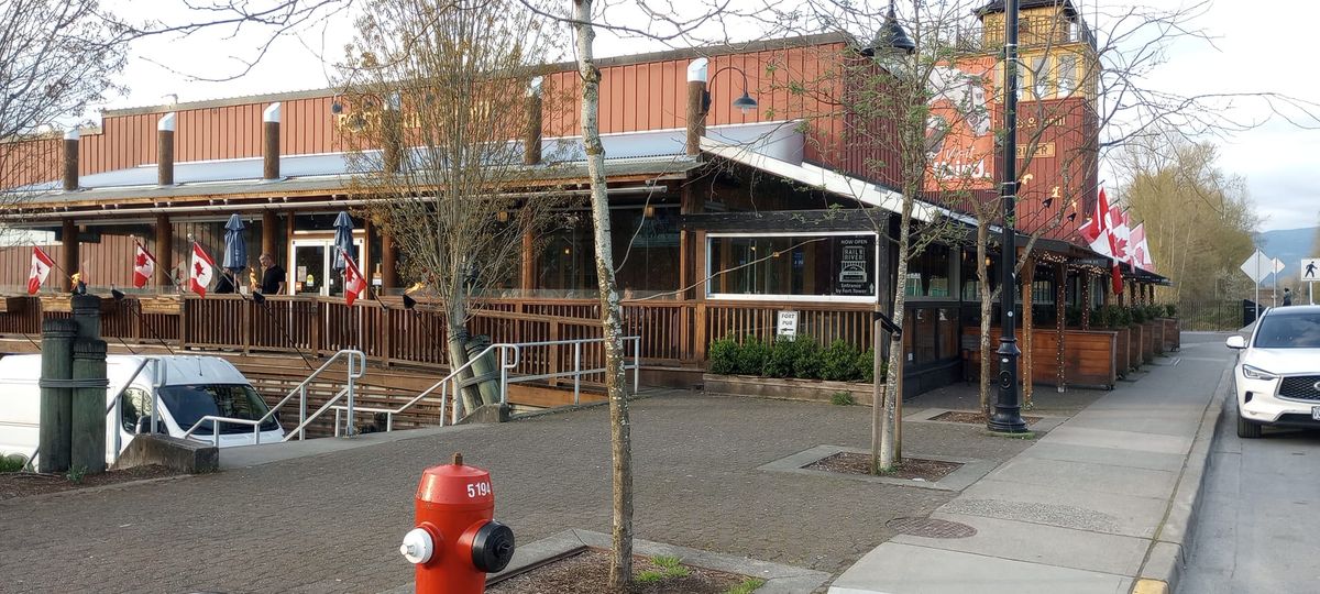 A Cozy Classic in the Heart of History: The Fort Pub in Fort Langley, BC