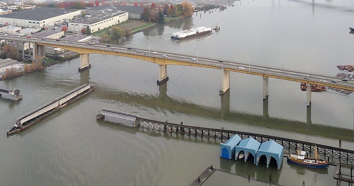 Highways and Horizons: The Opening of the Oak Street Bridge and Its Business Impact