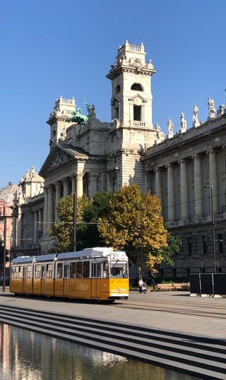 Danube Dispatches No 4: Wiring a Museum Piece