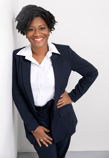 Empowering Entrepreneurs with Heart and Strategy: The Story of Louisa Thiessen and Admin Virtuosa