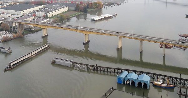 Highways and Horizons: The Opening of the Oak Street Bridge and Its Business Impact