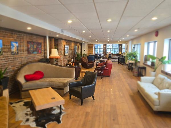 Crypto-Friendly FriendsQuarters Launches Flexible Workspaces in Downtown Vancouver