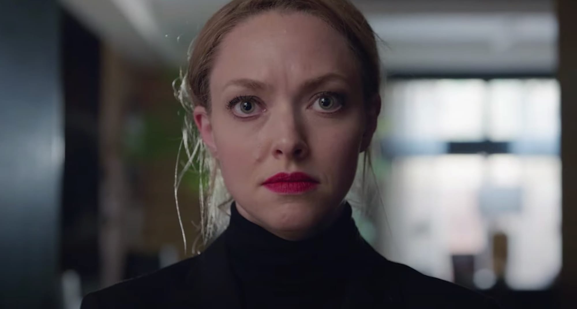 Amanda Seyfried as Elizabeth Holmes in The Dropout.