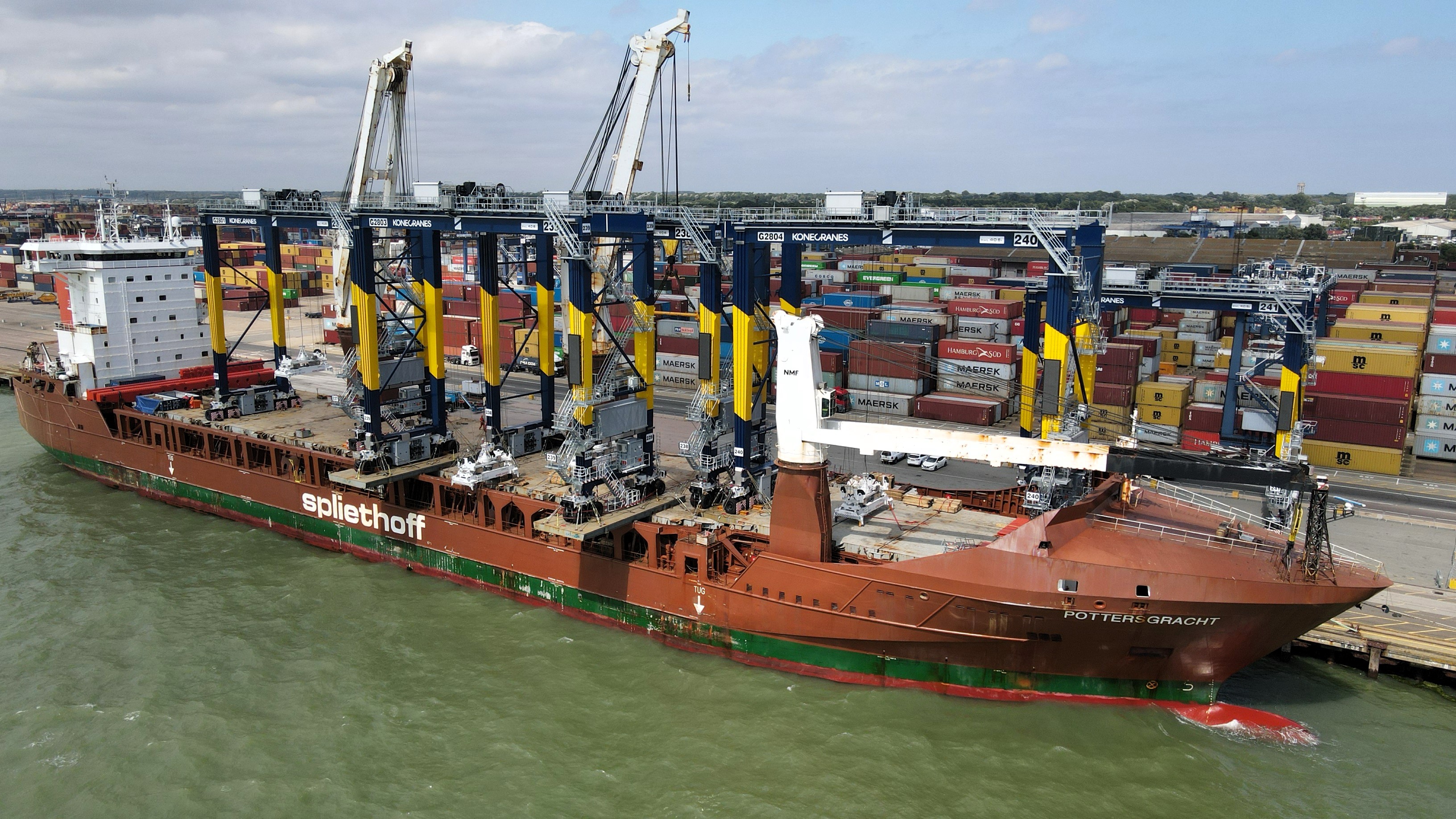 Automated Electric Rubber-Tyred Gantry cranes (AeRTGs)