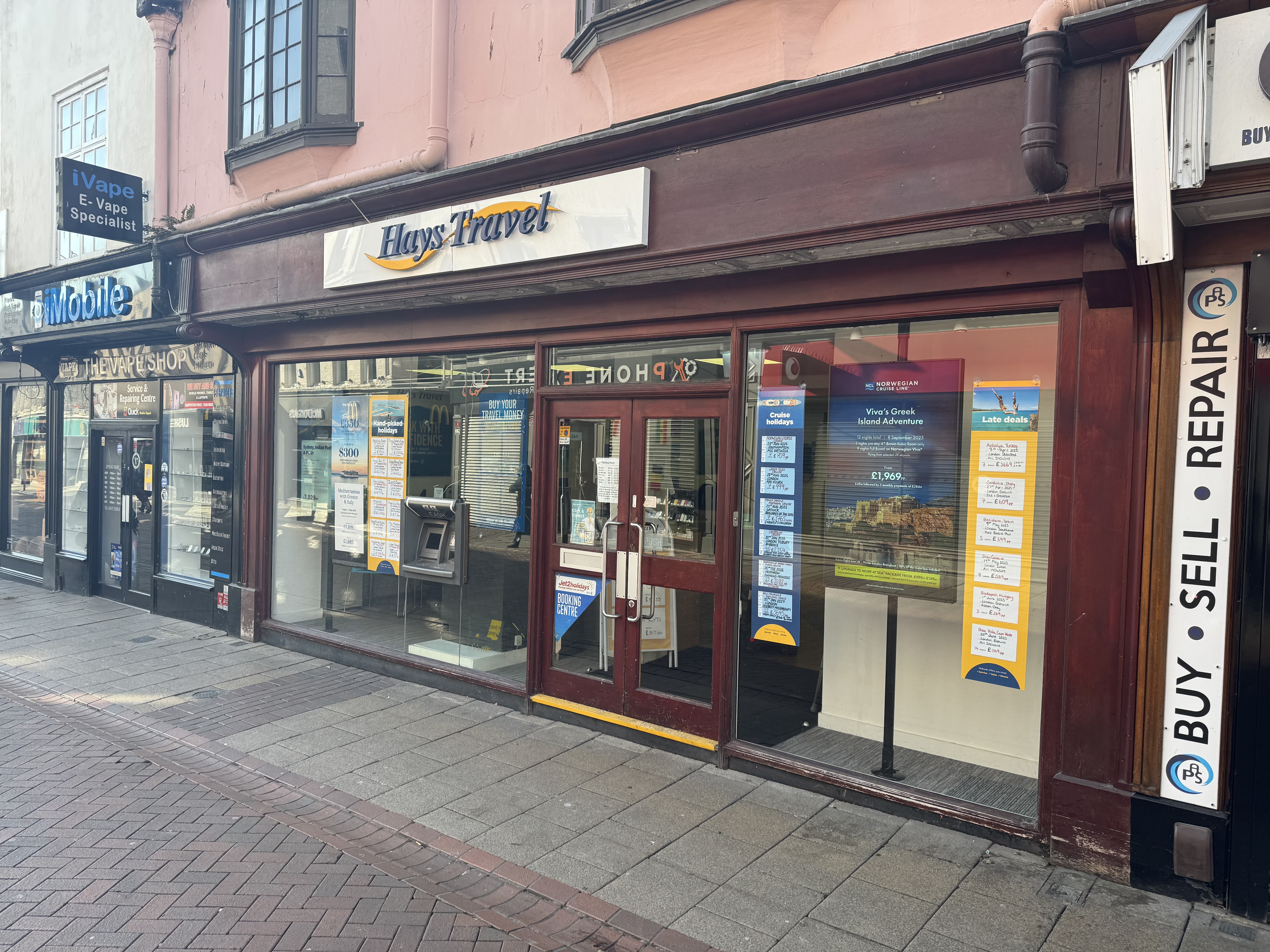 Hays Travel at 36 Tavern Street in Ipswich