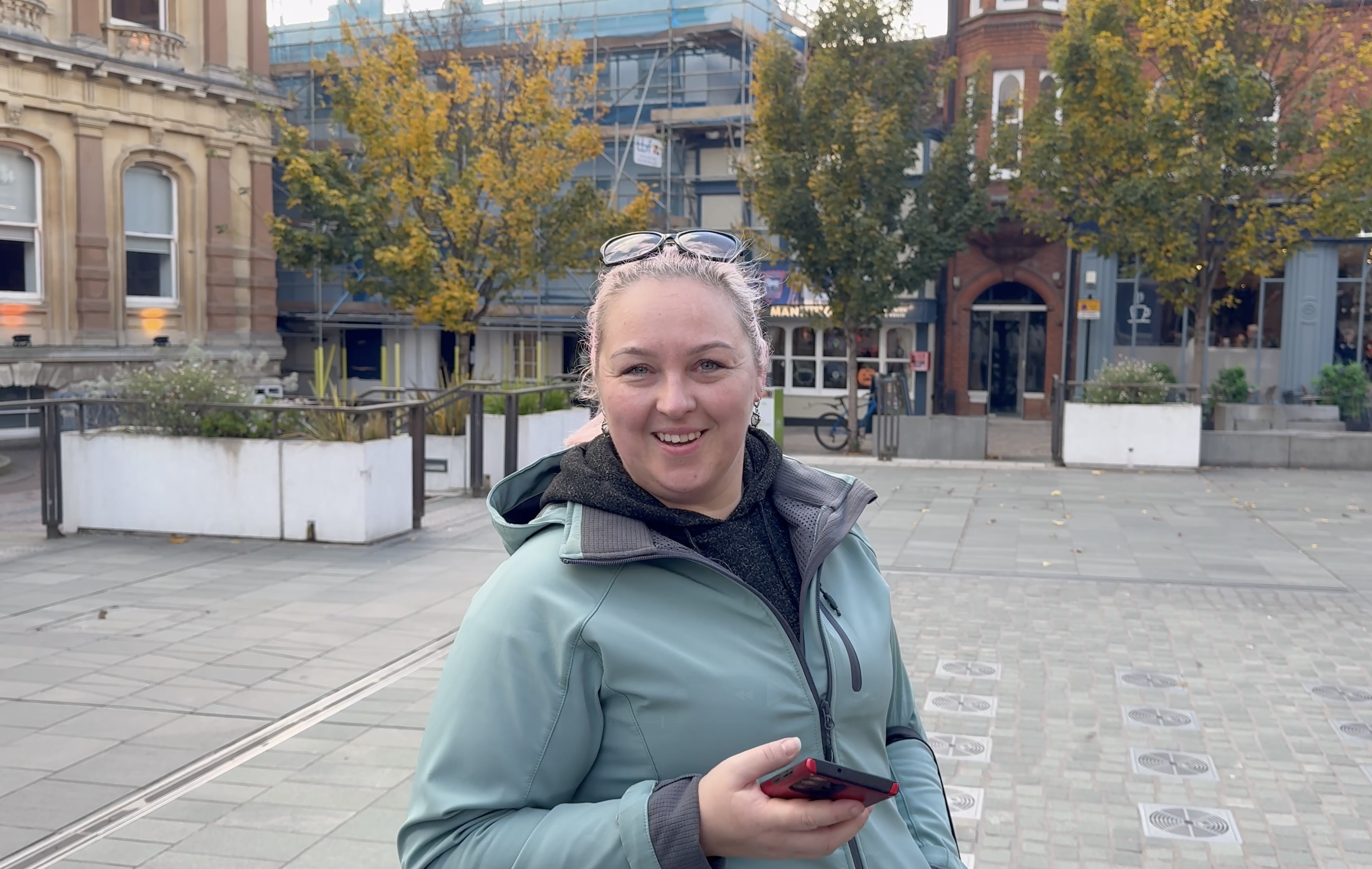A woman from Lithuania visited the Portal with her son to see her brother in Vilnius