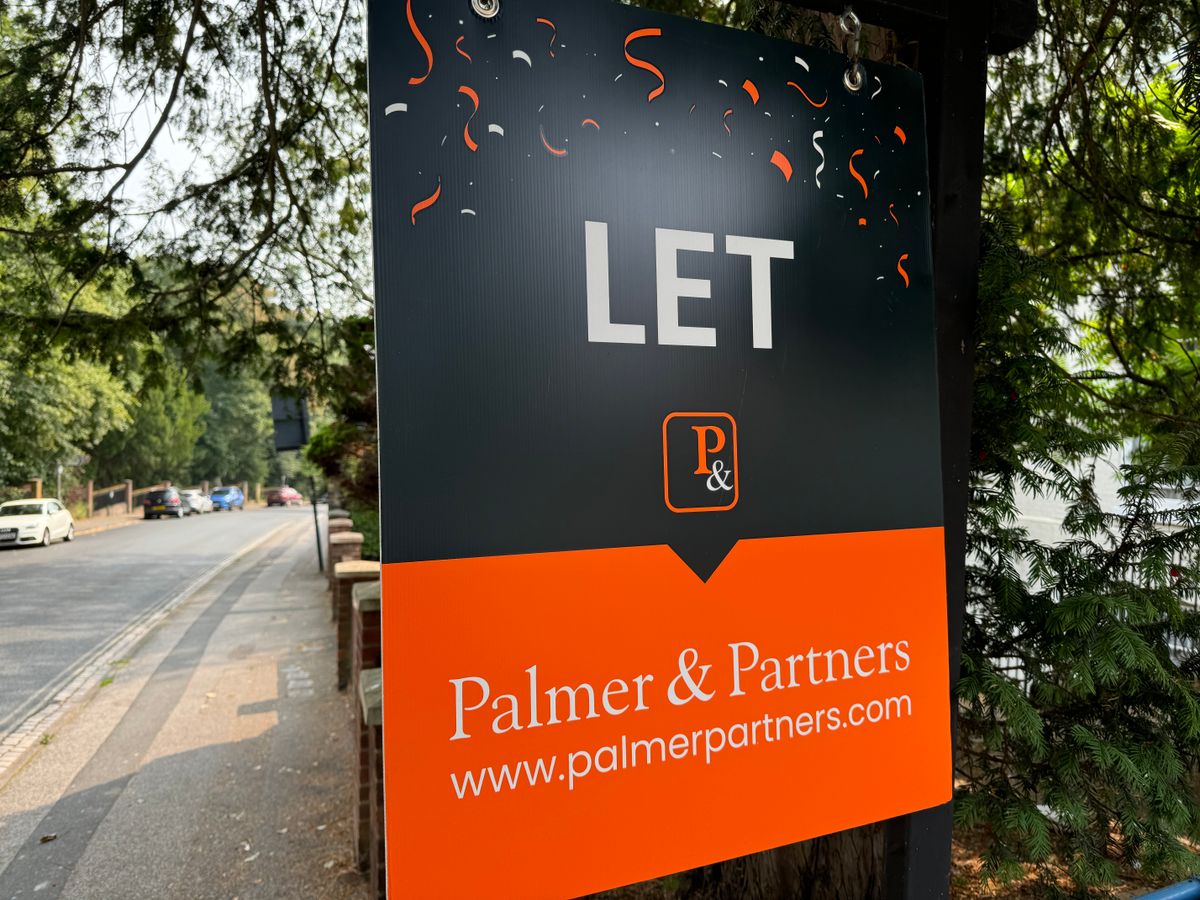 Let sign on a street