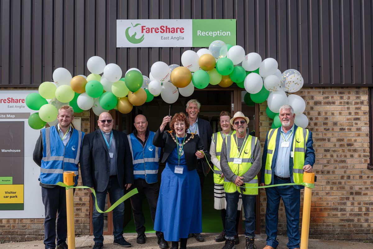 Kris Gibbon-Walsh, Rev. Lawrence Carey, Steve Dermody, Cllr Lynne Mortimer, Oliver Paul, Debbie Blacker, Les Dobson and Mike Barrett