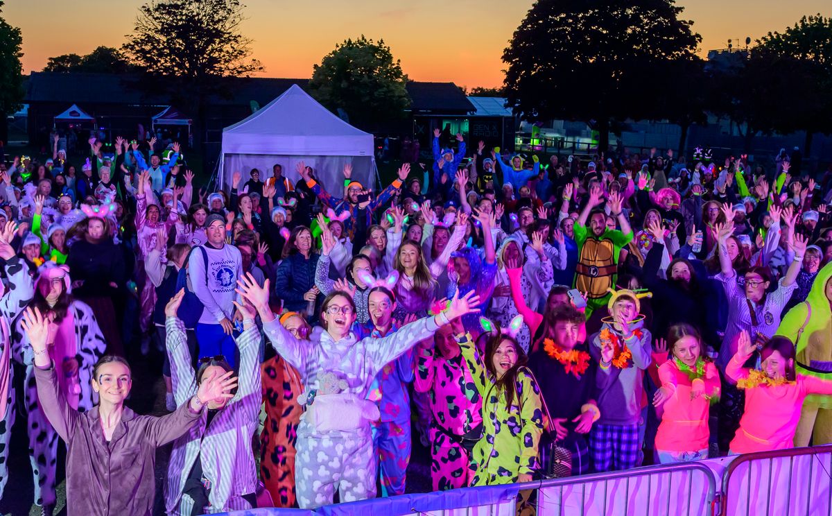 Crowds getting warmed up ahead of their challenge