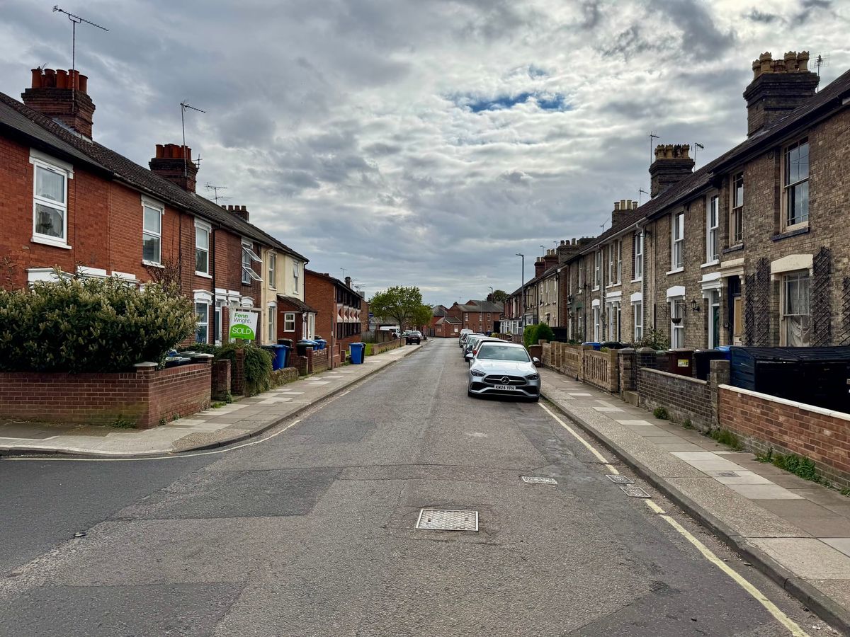 Cemetery Road in Ipswich