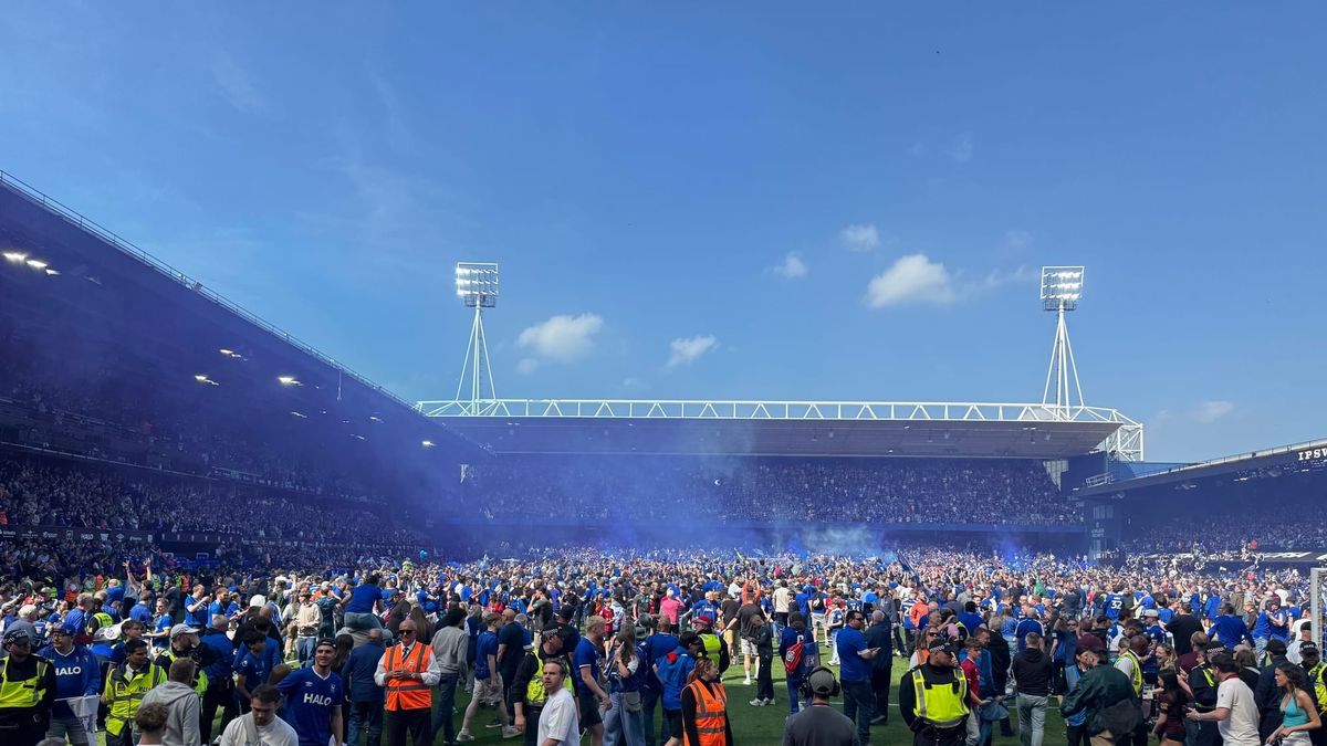 Town promoted to Premier League with 3-0 win over QPR