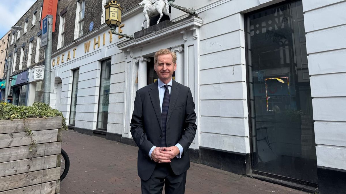 Plans to turn Great White Horse Hotel into flats to go before planners
