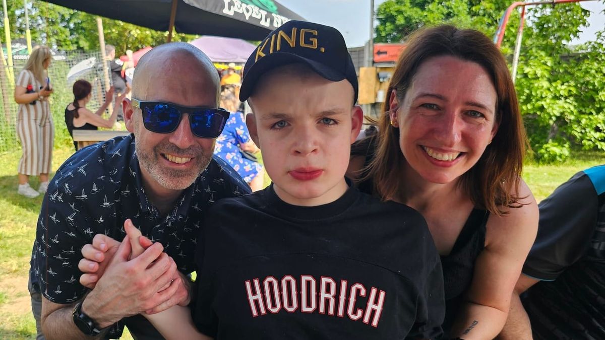 Ipswich community rallies around teen with rare life-limiting condition