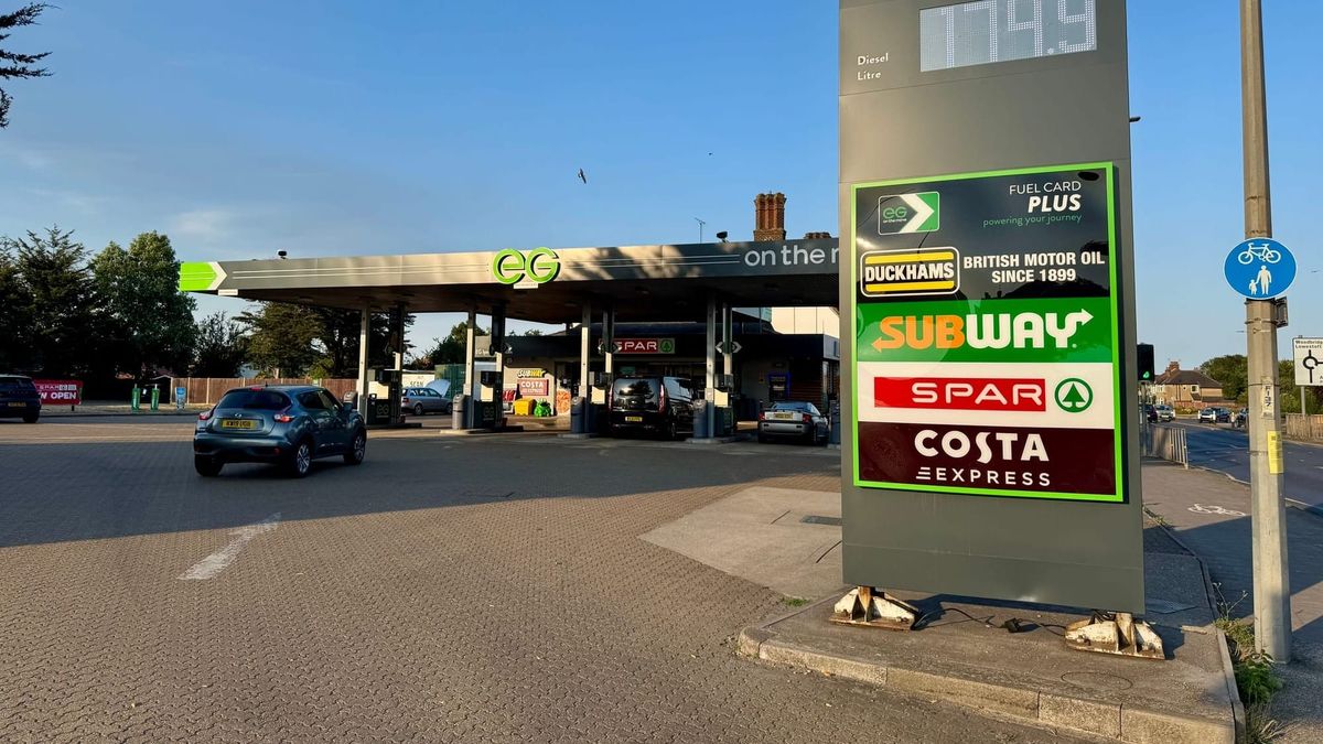 Councillors side with residents over petrol station plans