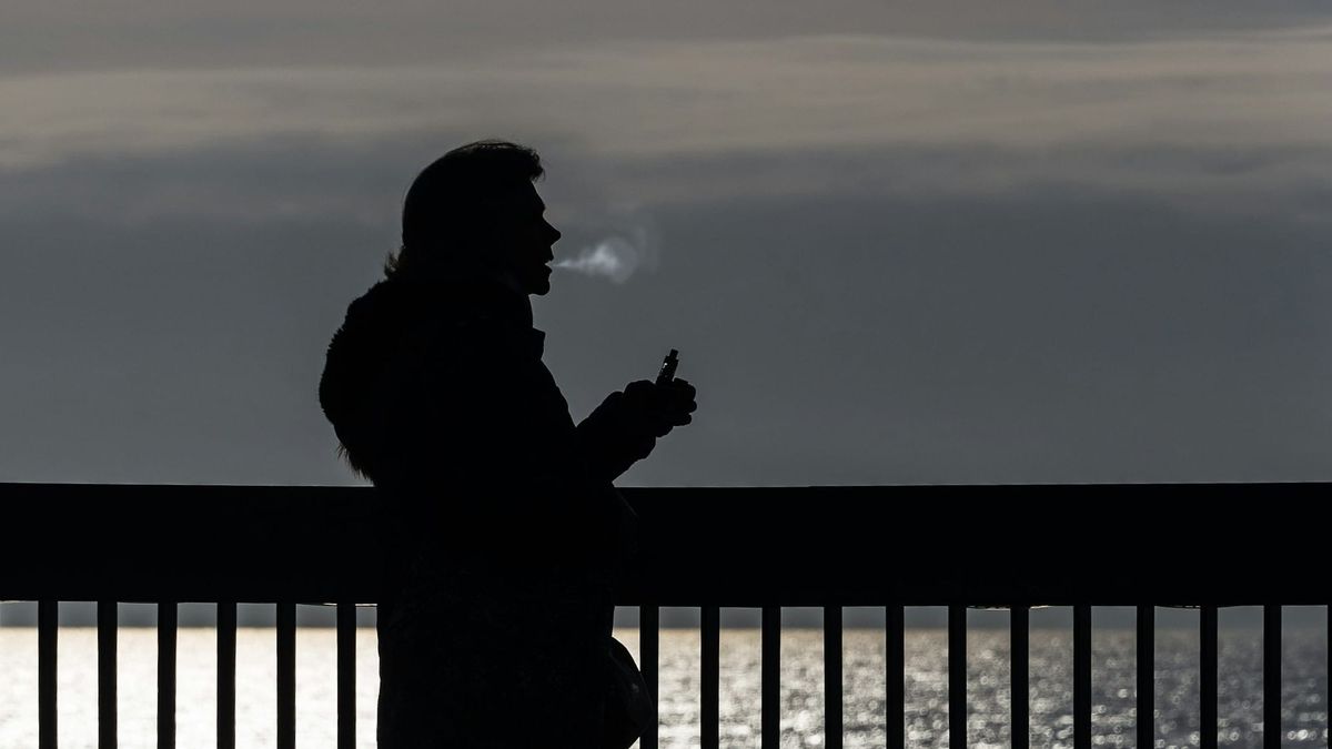 Police warn of drug-laced vapes after two men collapse in Ipswich