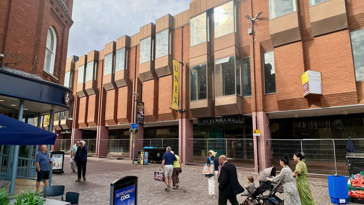 Have your say on future of former Debenhams site