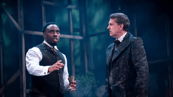 Dracula comes out of the shadows at the New Wolsey Theatre