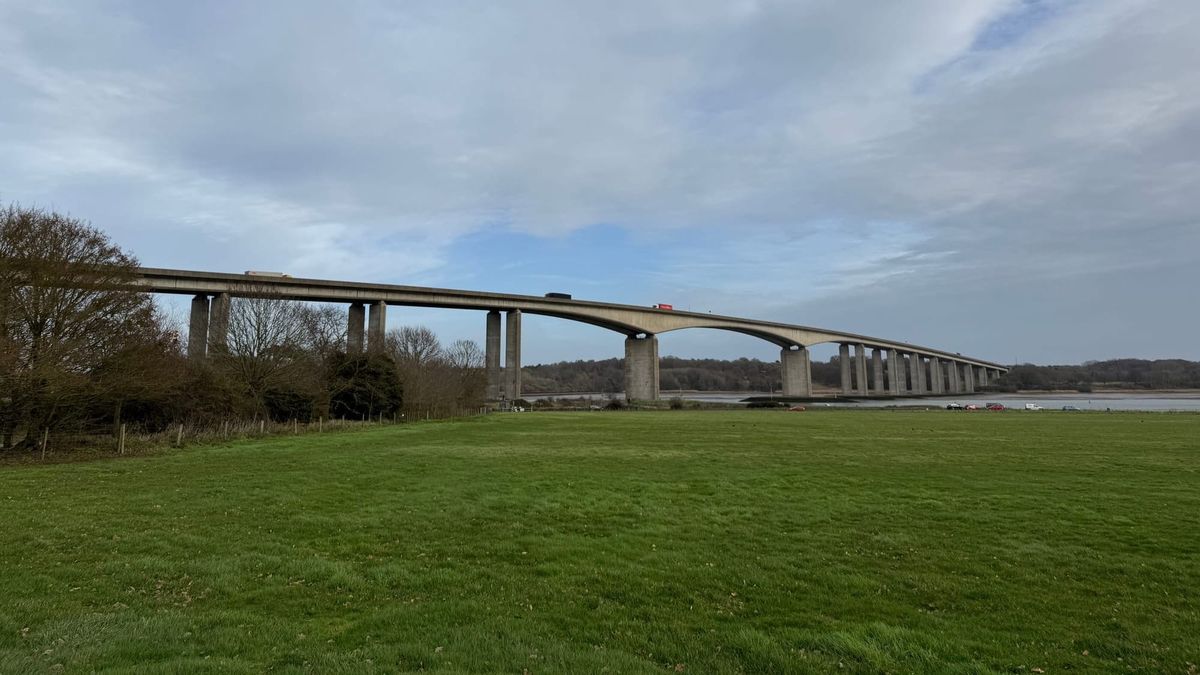 Man dies in A14 collision on Orwell Bridge