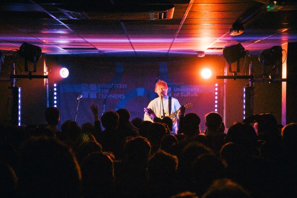 Ed Sheeran surprised more than 200 Ipswich students with an impromptu performance at The Baths