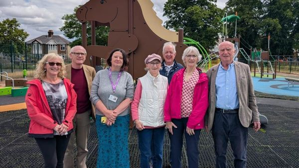 New Murray Road play area opens with horse racing theme