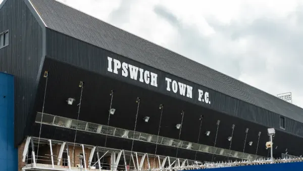Nunez stuns Leicester with audacious late lob as Town beat Leicester 3-1