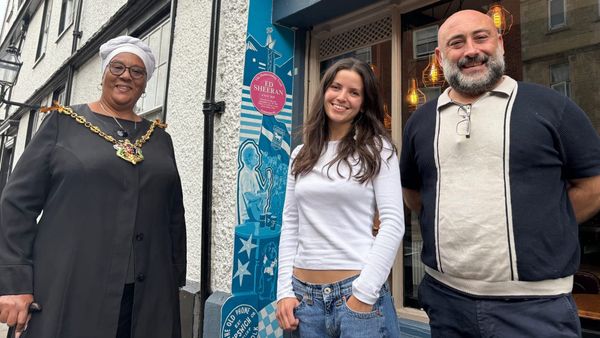 Thomas Wolsey pub unveils new mural celebrating Sheeran gig