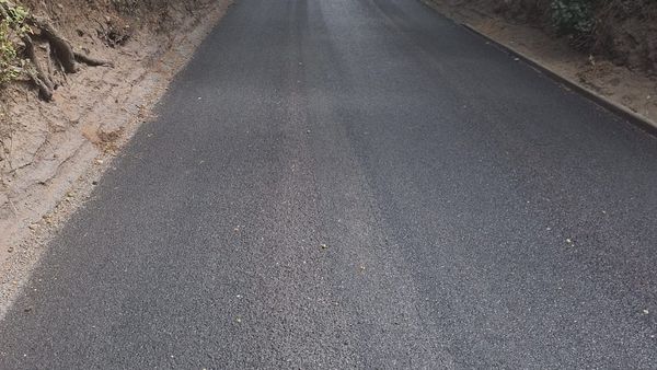 Suffolk completes 141km road surface dressing programme