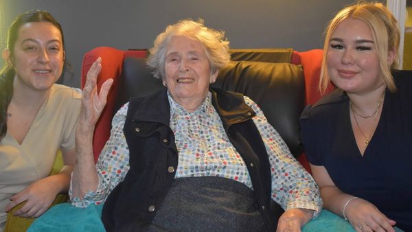 'Get out and meet people': Care home advice for students