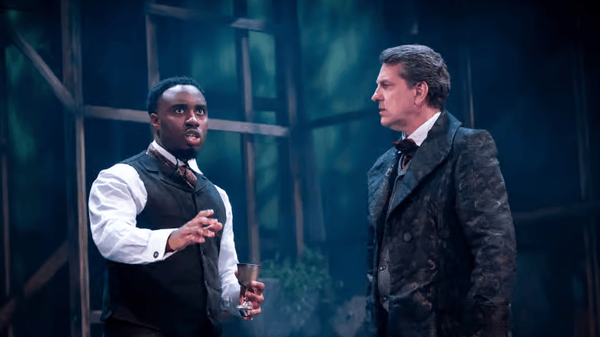 Dracula comes out of the shadows at the New Wolsey Theatre