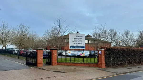 Secondary school applications close on 31 October