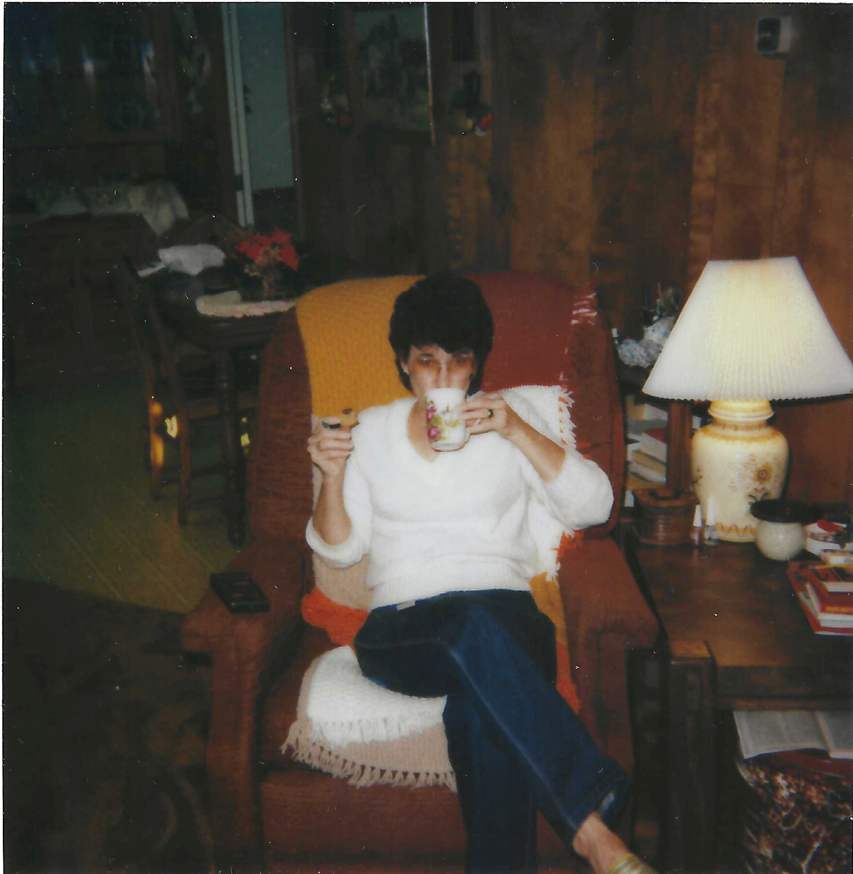 Spilling the Tea With a Flight Attendant