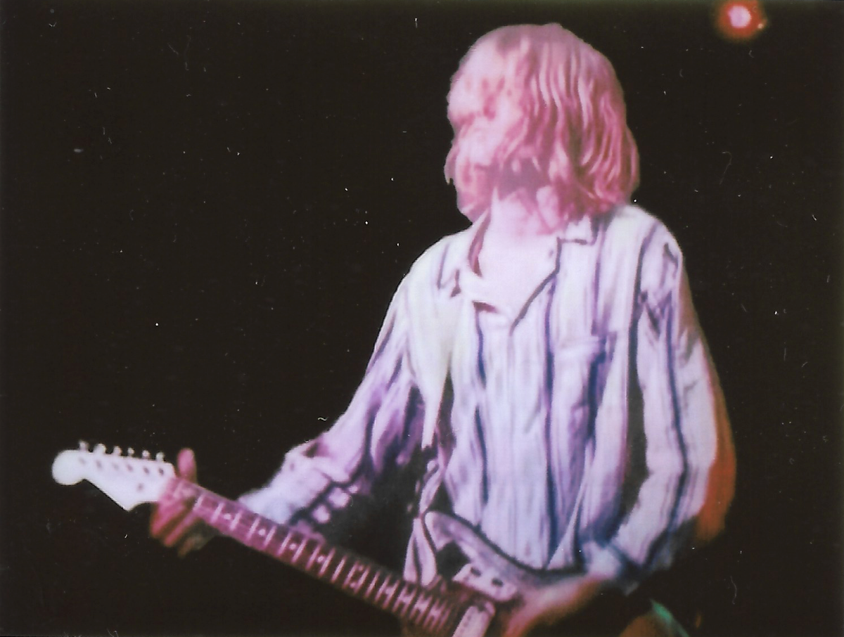 What We Can Learn From Grunge Fashion