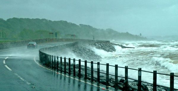 Eunice : une forte tempête arrive sur l’Europe, la France touchée