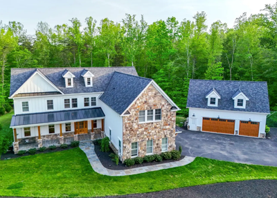 11607 Lawter Rd - Clifton Detached Home