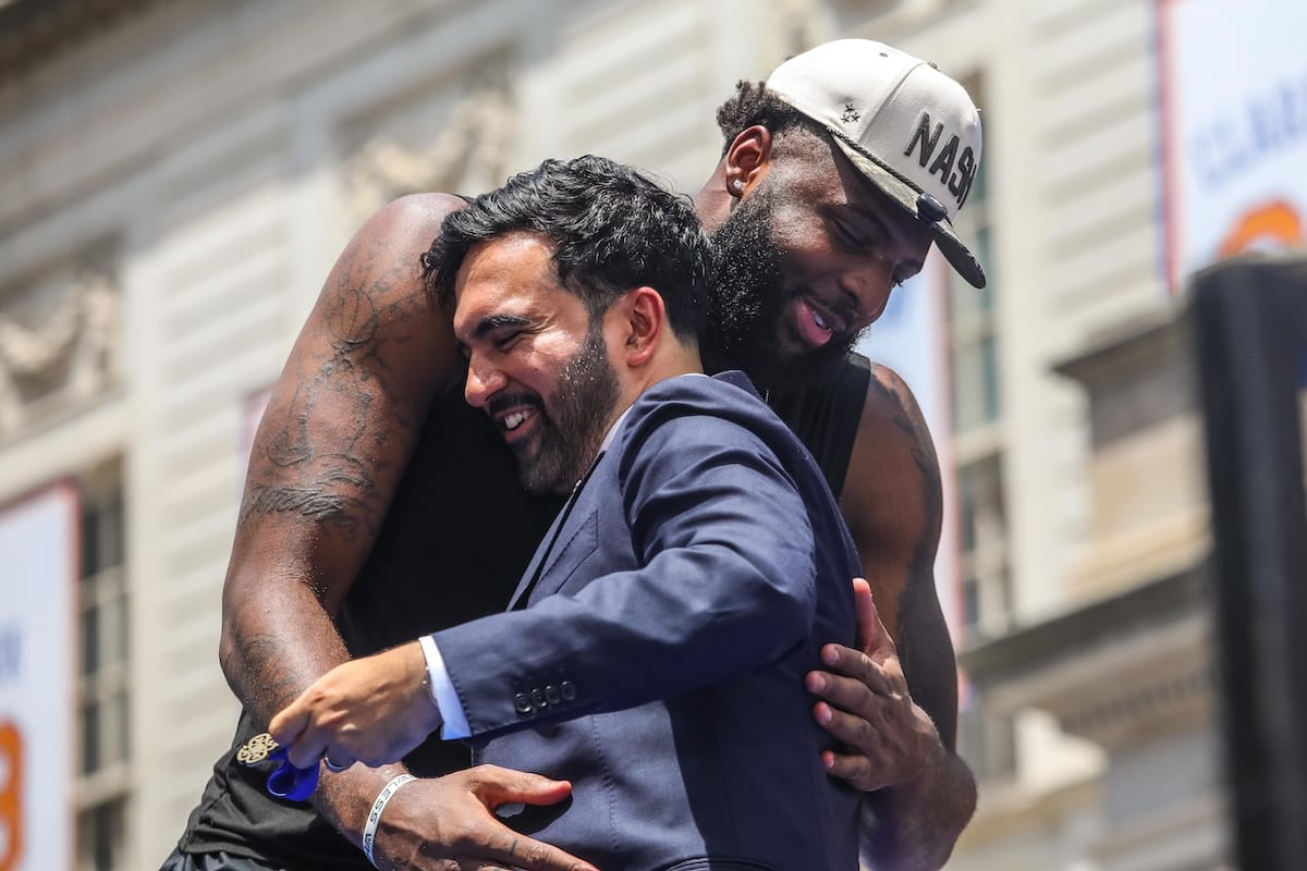 Photos: The New York Knicks Take Mamdani's City Hall