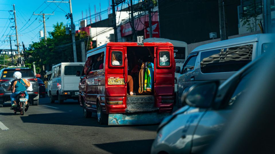 想當數位遊民?先問自己這 5 個殘酷問題(比存錢更重要)