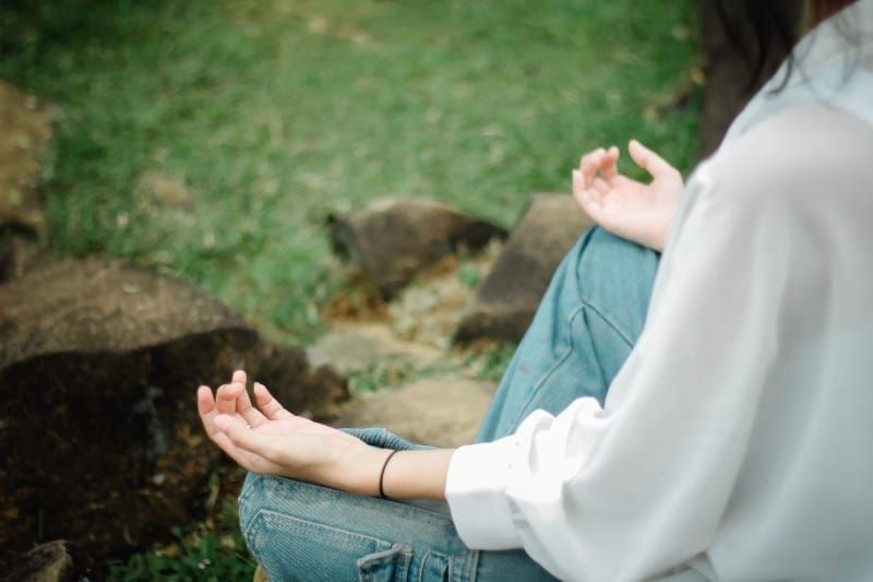 揚升症狀是真的嗎？別把焦慮誤會成靈性覺醒