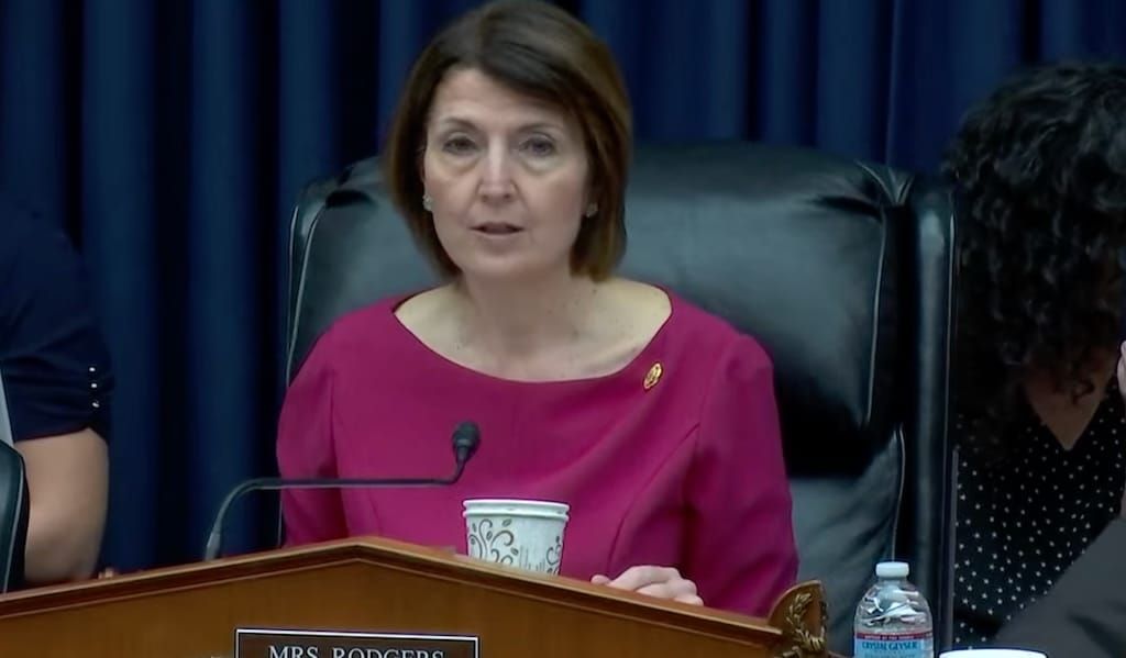 House Commerce Committee Advances Four Communications Bills