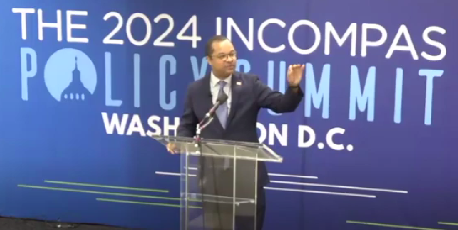 Starks Pushes for ACP Renewal at INCOMPAS Summit