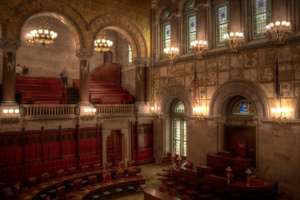 New York Budget Passes Without Anti-Municipal Broadband Language