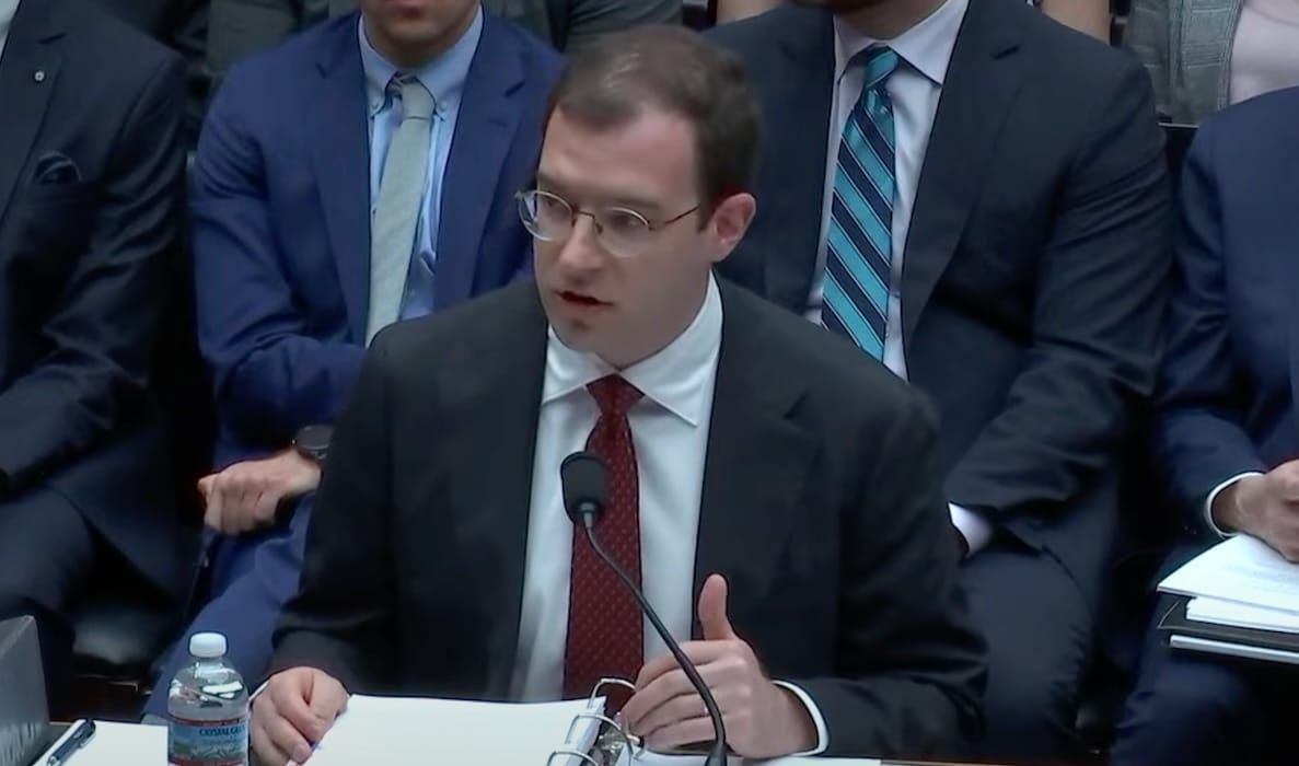 Industry and Public Interest Groups Disagree on Preempting FCC Data Privacy Authority