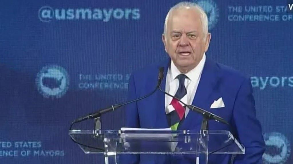 Comcast, Conference of Mayors Awards $1.5M Digital Equity Grants